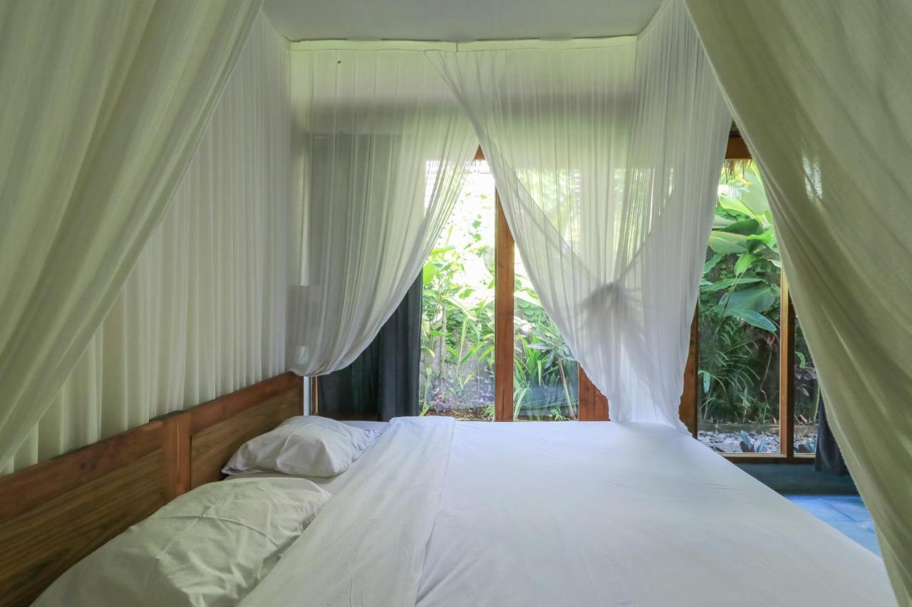De Dalam Villa Ubud Εξωτερικό φωτογραφία